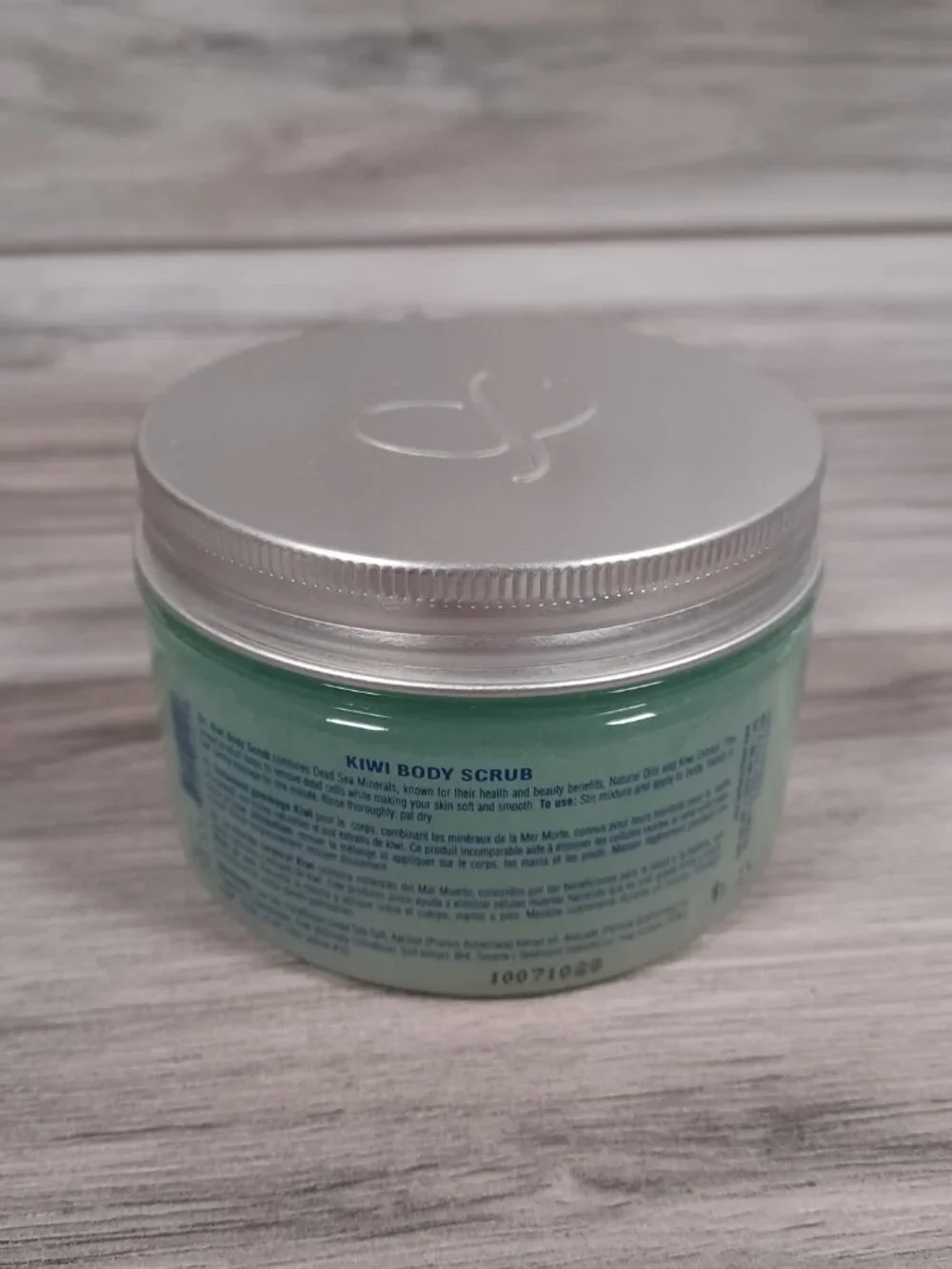 Obey Your Body Dead Sea Minerals Kiwi Body Scrub New